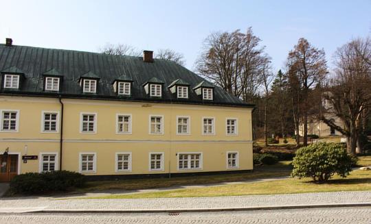 Horské lázně Karlova Studánka - Lázeňský dům Bezruč - 2