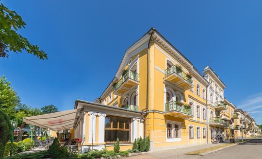 Františkovy Lázně - Lázeňský hotel Belvedere - 1