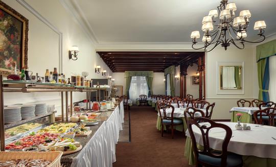Karlovy Vary - Lázeňský hotel Villa Smetana - Vánoční Léčebný pobyt Light + jízdenky na vlak zdarma