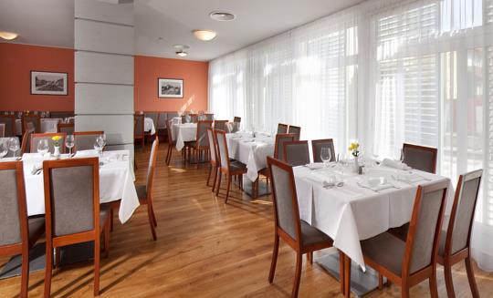Františkovy Lázně - Spa & Kur Hotel Praha - Dovolená v lázních na 14 nocí